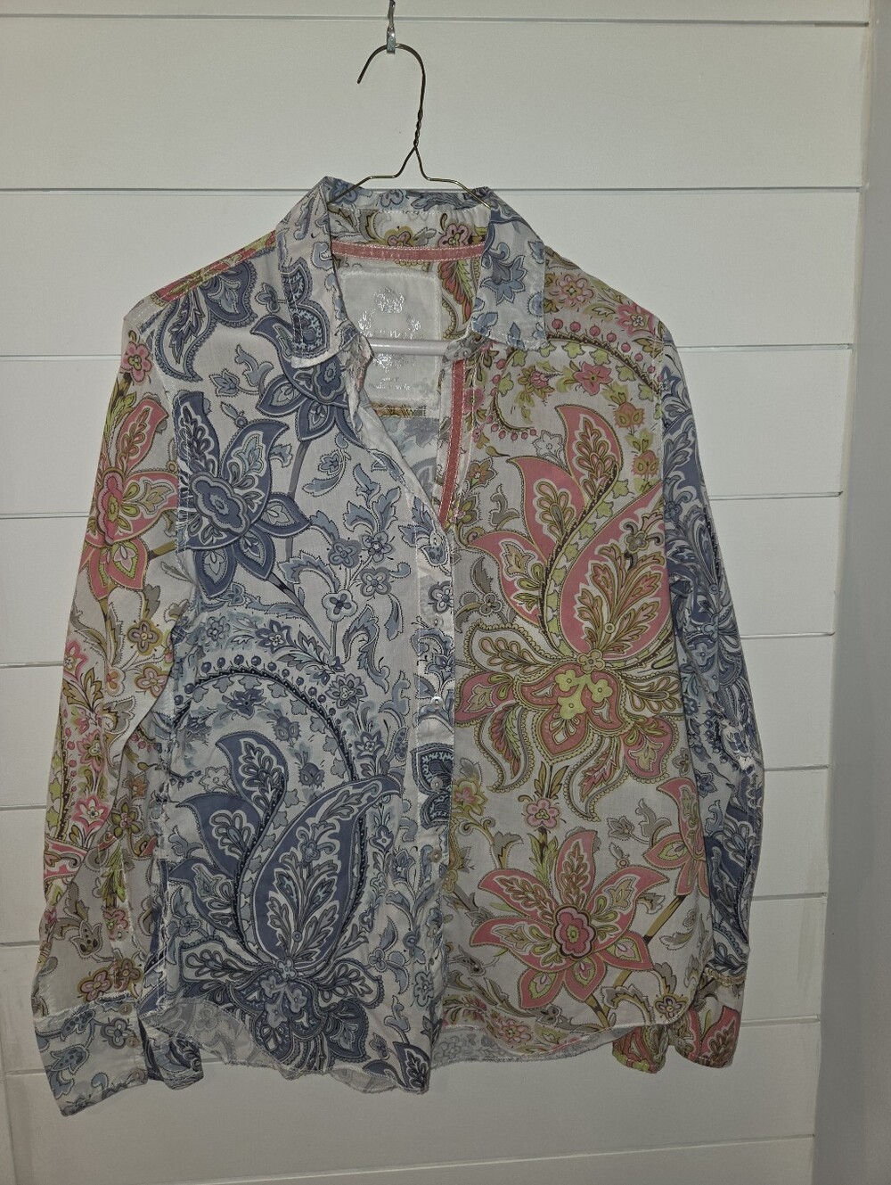 C I N O Paisley Button-Up Shirt in Blue, Pink & Green